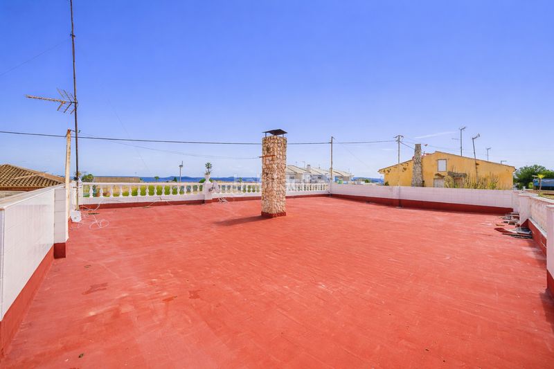 Foto 0f580439-9275-4f69-bd0e-0c541aed0427. Casa amb aparcament a Los Urrutias Cartagena