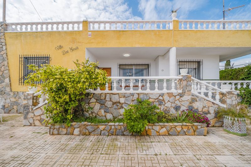 Foto 1fd83bbe-35e1-4916-9e73-9e1aeac4de6d. Casa amb aparcament a Los Urrutias Cartagena
