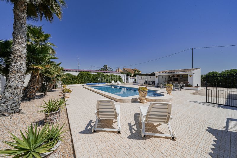Foto 0bb60df1-09b5-4d40-9133-6e0dac89c225. Casa amb aparcament piscina a Gea y Truyols Murcia