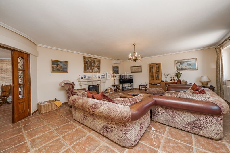 Foto c00f3c1d-a6ca-4b6d-8289-7baf3ee28522. Casa amb aparcament piscina a Gea y Truyols Murcia
