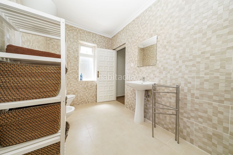 Foto eea4cf8f-38fc-47f9-b914-a0bc351fa6e7. Casa amb aparcament piscina a Gea y Truyols Murcia