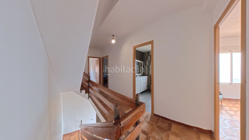 Foto 9d73c881-4bd2-4d87-87d9-25ed0e9e8af4. Casa aparellada amb xemeneia calefacció aparcament a Sueca