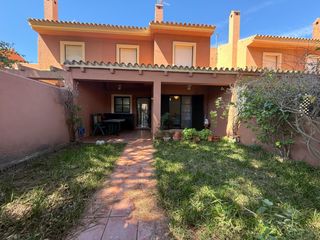 Reihenhaus in Sancti Pietri. Adosado en costa sancti petri  playa de la barrosa