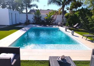 Chalet à Los Gallos. Magnífico chalet urbano en venta en las rapaces