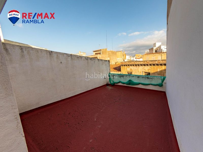 Foto d688d121-a4c1-46ae-8bfb-c8e4540661eb. Edificio in Centre Reus