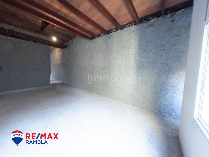 Foto f9696b3f-cbd3-4761-8203-273b5a861346. Edificio in Centre Reus
