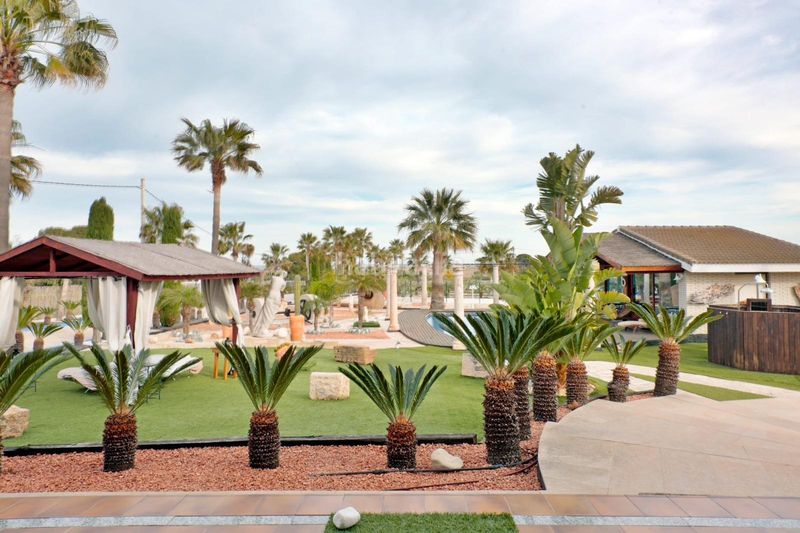 Foto 0cda10e4-472a-466d-8fad-954e7642f0df. Masia amb aparcament piscina a Ampolla (L´)