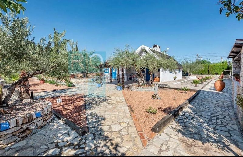 Foto 20c04a0b-1a46-4388-980a-dec63b946b75. Masia amb aparcament piscina a Ampolla (L´)