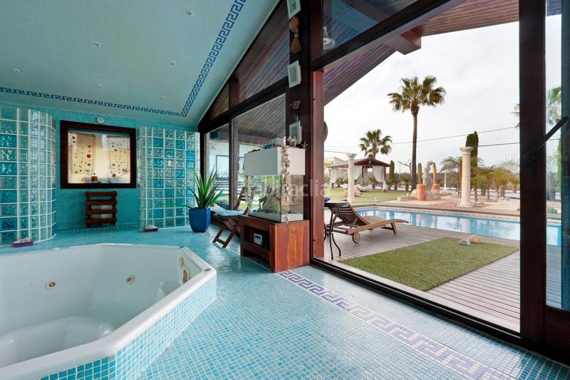 Foto 4b560e4d-ff76-479c-8bb2-67bd49a39edd. Masia amb aparcament piscina a Ampolla (L´)