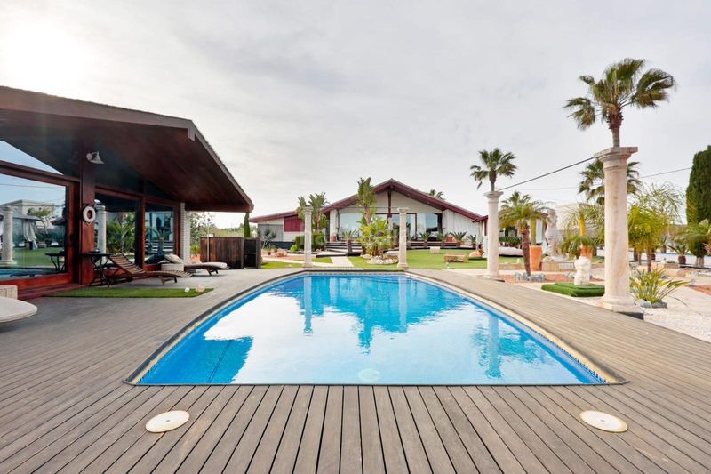 Foto 84a0aae2-5d69-42c6-a612-136a740c2ea1. Masia amb aparcament piscina a Ampolla (L´)