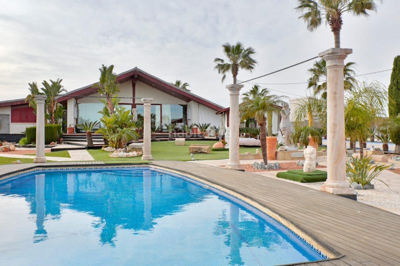 Foto ef343e92-344e-4ec3-817a-75b3a42faa0a. Masia amb aparcament piscina a Ampolla (L´)