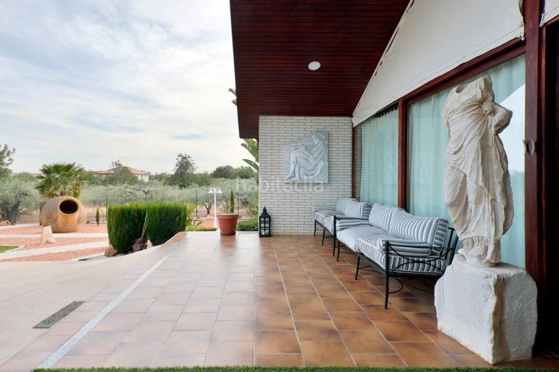 Foto f1ee25bb-8f0e-423b-ad8a-1b07a4227ef8. Masia amb aparcament piscina a Ampolla (L´)
