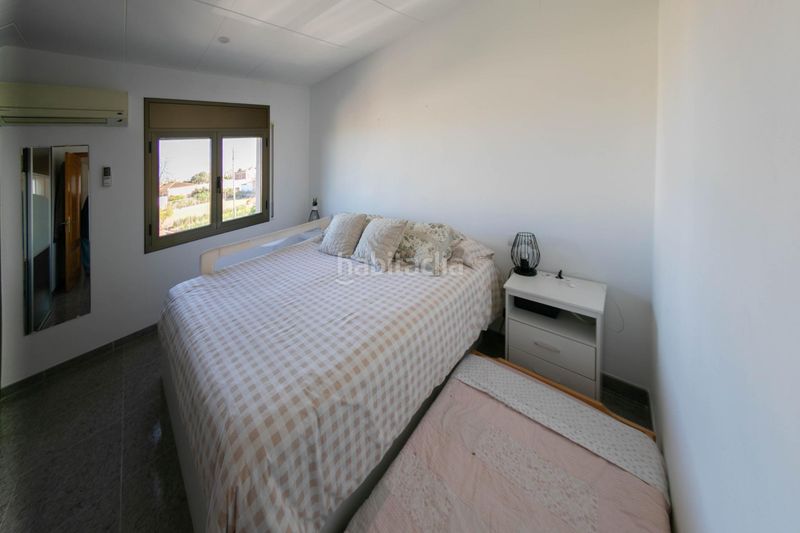 Foto 1ae4c29f-8290-4c54-b2d9-41c2b58107db. Casa amb aparcament a Deltebre