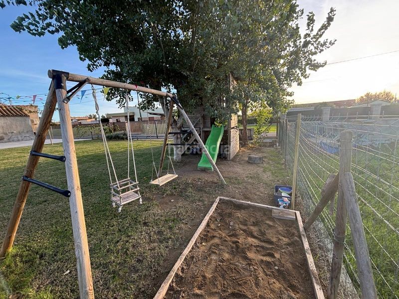 Foto 20fa9b31-6fff-4f6e-ad84-da2c2dd1a759. Casa amb aparcament a Deltebre