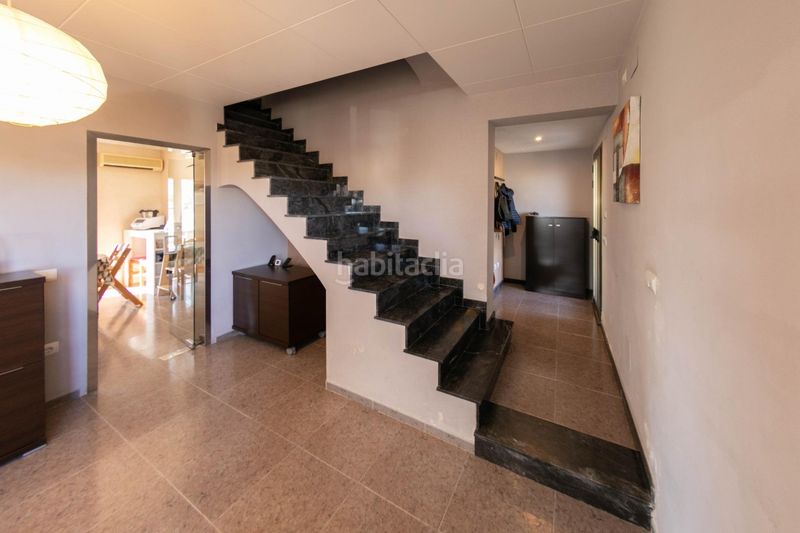 Foto 39d88855-4cf0-4415-8aa1-97b08bf6ec20. Casa amb aparcament a Deltebre