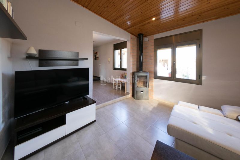 Foto 52aa87e0-a499-4f8f-8600-90a77ef4f13f. Casa amb aparcament a Deltebre