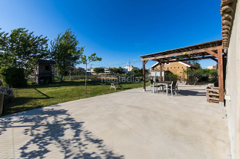 Foto 891903fd-84e9-45df-b171-e880d2e53569. Casa amb aparcament a Deltebre