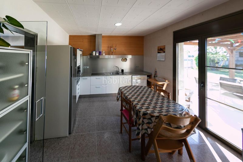 Foto 92c0b63c-6afb-4b46-8b53-cb78f557b97d. Casa amb aparcament a Deltebre