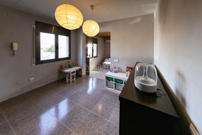 Foto c4954683-fb5f-410b-ade7-cec7c65332e6. Casa amb aparcament a Deltebre