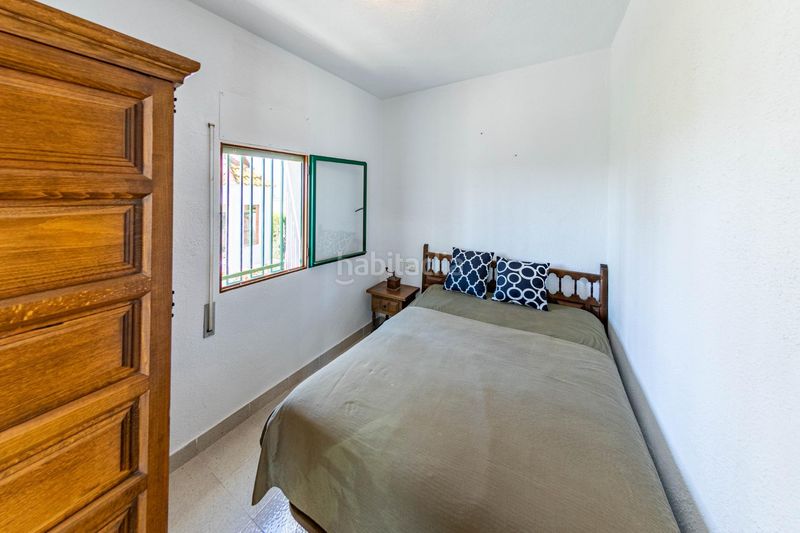 Foto cc9fc272-ba85-4b5c-8f2e-a81f7708a38b. Casa amb aparcament a Eucaliptus - Poble Nou del Delta Amposta