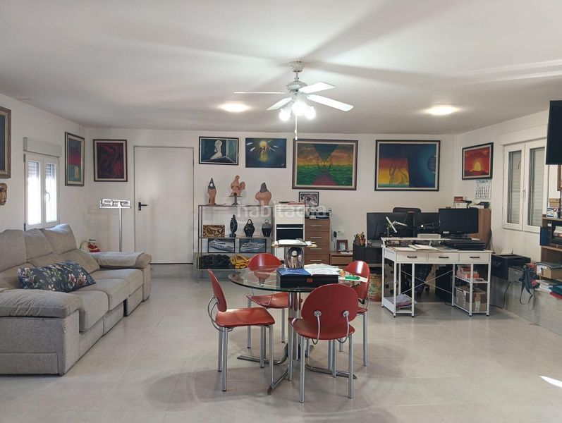 Foto 9ee587c3-e0fb-4928-b0ef-fffad9de9354. Casa amb aparcament a Sant Jaume d´Enveja