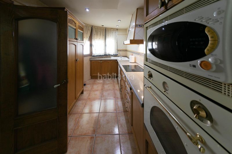Foto 17d61b8b-f39c-4802-aac4-75f66acaa0d8. Casa amb calefacció aparcament a Deltebre