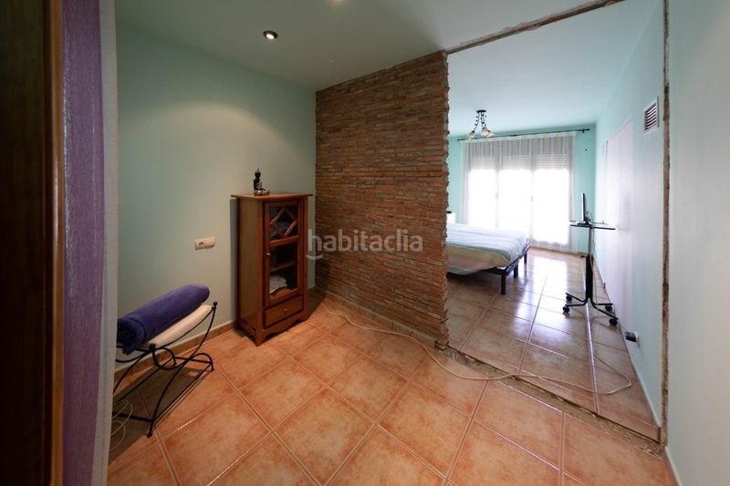 Foto 94be1f66-1e75-408f-a959-8c577233955c. Casa amb calefacció aparcament a Deltebre