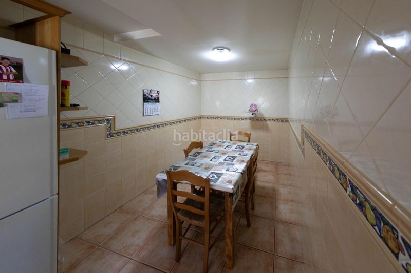 Foto a4439ae0-898b-43ed-827d-ca87d0e829a2. Casa amb calefacció aparcament a Deltebre