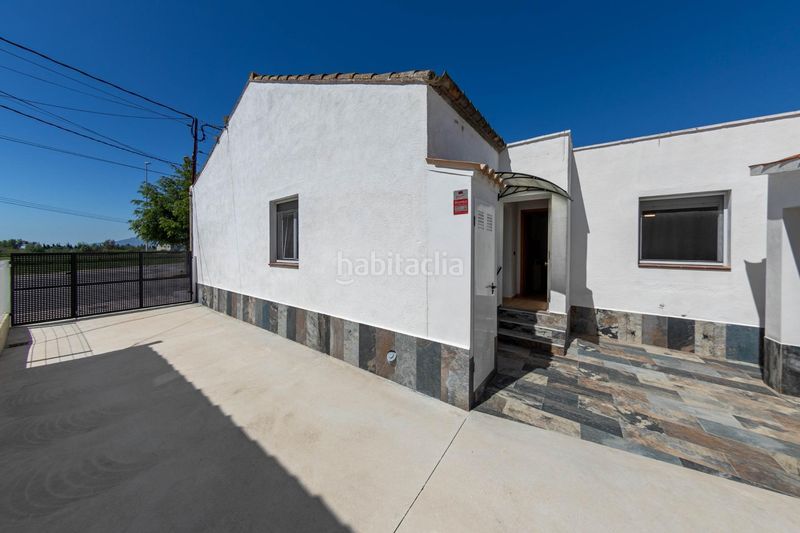 Foto 56dcd2eb-2cdd-4df4-8717-5e638edd7925. Casa amb aparcament a Deltebre