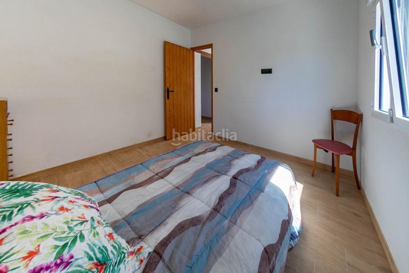 Foto 9ca4956d-ea72-4210-ad22-954cb4ea4ae1. Casa amb aparcament a Deltebre
