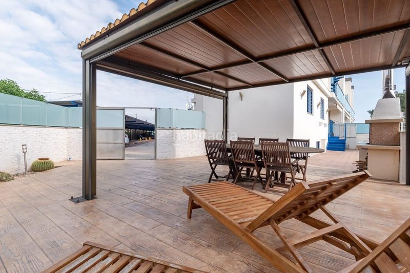 Foto be2cc0f5-7201-4f3e-8eb7-f73e9df72944. Casa amb aparcament piscina a Ampolla (L´)