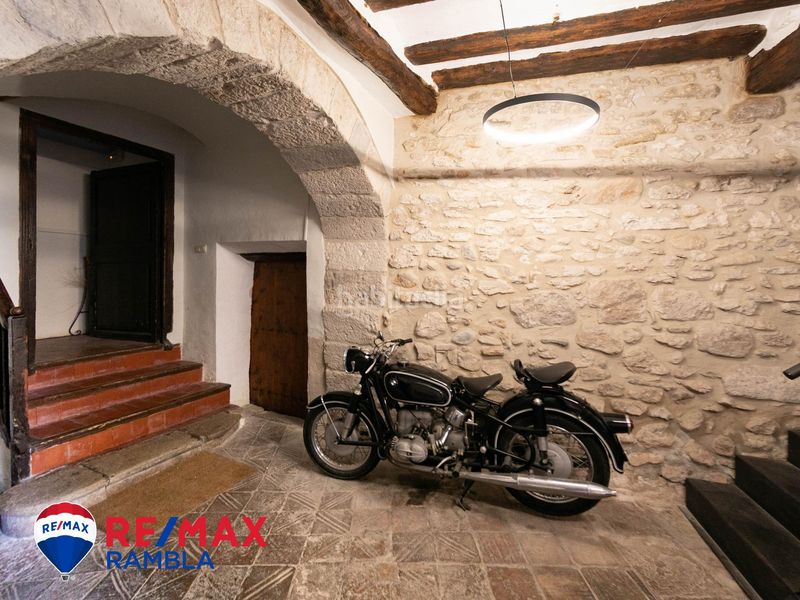 Foto d9811a7c-fb1c-4183-9d08-2b5c91b66603. Edifici a Vilaverd