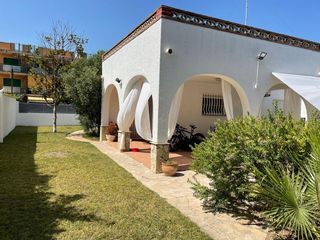 Xalet a Eucaliptus - Poble Nou del Delta. Magn�fico chalet en urbanizaci�n eucaliptus playa