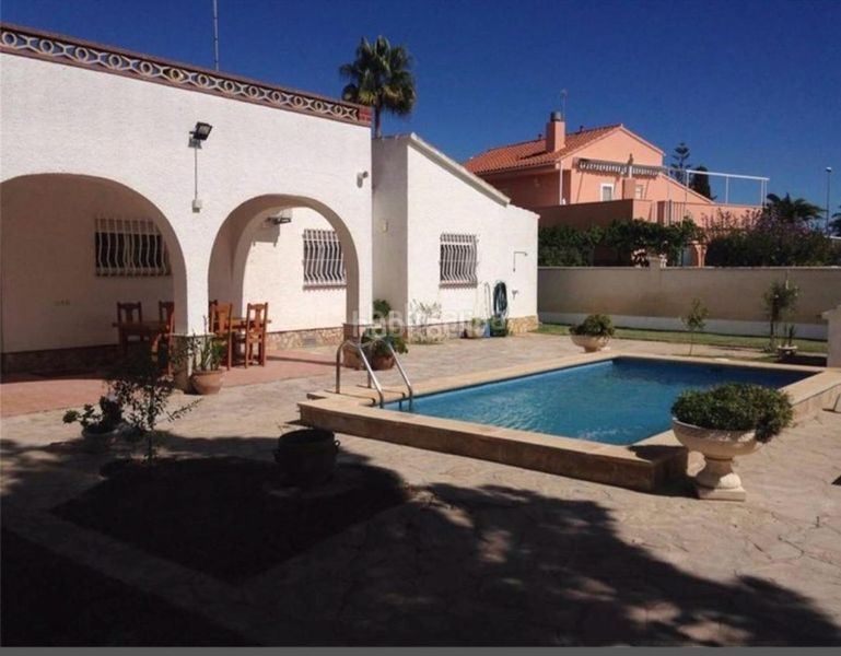 Foto ee91c4c5-c905-4a44-a818-acf12cffdb43. Xalet amb calefacció piscina a Eucaliptus - Poble Nou del Delta Amposta