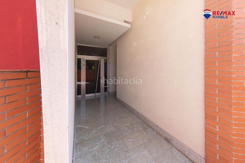 Foto 3ac02680-3df6-4e5a-aefc-497376e1f82e. Àtic amb calefacció aparcament piscina a Mestral Reus