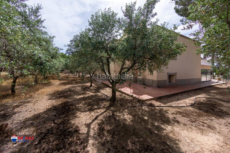 Foto 9fcbdf82-d07d-435b-b26e-66da05451fdd. Xalet amb aparcament a Valls