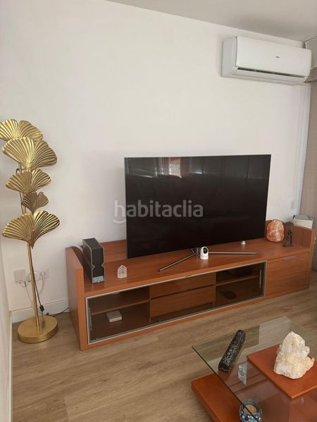 Foto 6140e1ed-6e6e-4c88-ba15-92887895299e. Casa adossada amb calefacció aparcament piscina a Vendrell (El)