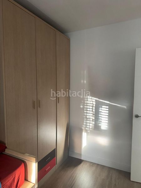 Foto f46188bb-cb3a-475b-b776-ef4394dd35b9. Casa adossada amb calefacció aparcament piscina a Vendrell (El)