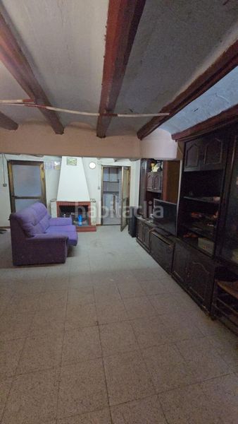 Foto ae030721-9425-478f-a523-972e0bc7d74c. Casa amb aparcament a Riudoms