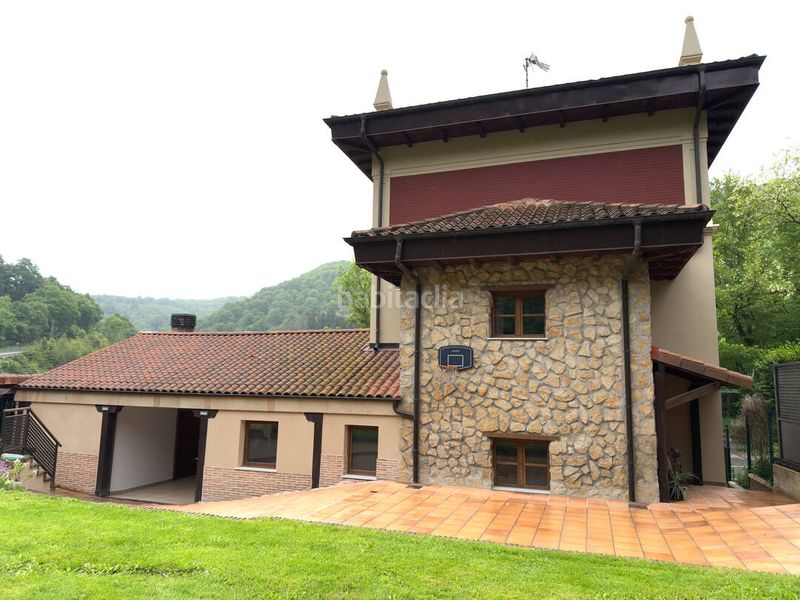 Foto b9623f1f-06f2-46b9-b9c8-9509b554ca37. Casa amb calefacció aparcament a Zigoitia