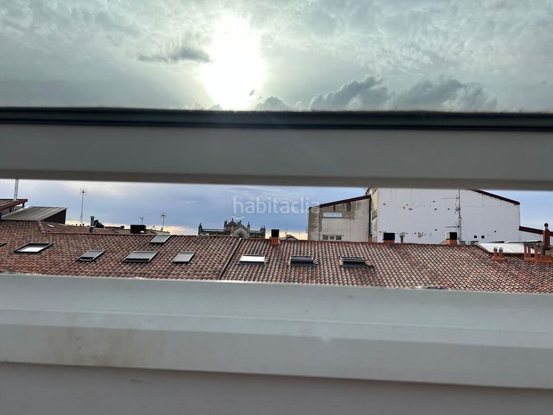 Foto 2a2627b9-2110-43be-a7bb-d3094c411c99. Flat with heating in Ensanche Vitoria - Gasteiz