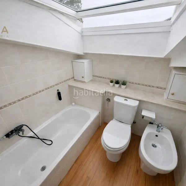 Foto 48a44da5-38f2-42c1-999c-a5f0a72bfda3. Flat with heating in Ensanche Vitoria - Gasteiz