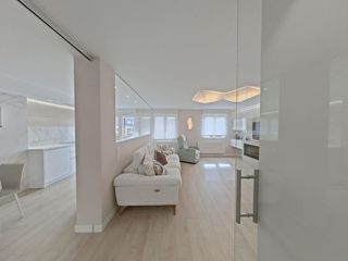 Pis  Obispo ballester kalea. Venta en exclusiva  vivienda totalmente reformada en calle obisp
