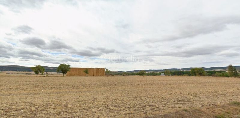 Foto f3926e98-44d1-43e1-84b8-c71d2d3a3d4a. Finca rústica a Puebla de Arganzón (La)