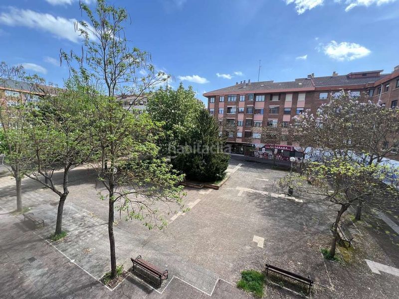 Foto e6307db0-8999-4a59-9c38-ff4ee3aaa323. Pis amb calefacció aparcament a San Martín Vitoria - Gasteiz
