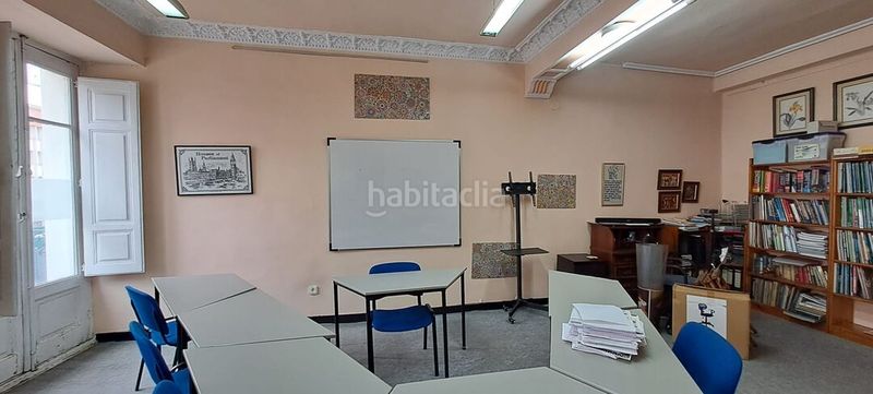 Foto 08279996-720a-4c28-bb60-bf4da82ca3cb. Pis amb calefacció a Ensanche Vitoria - Gasteiz