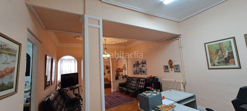 Foto a0bb88f3-31a7-46c3-949b-99e186ec0cdb. Pis amb calefacció a Ensanche Vitoria - Gasteiz
