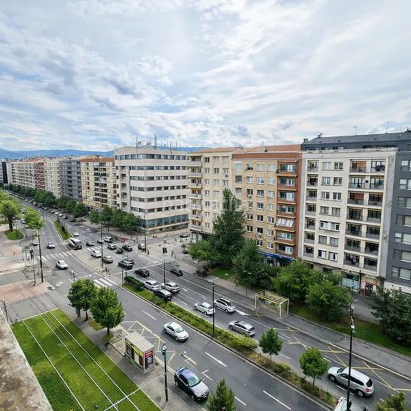 Foto c8a07e75-3ec2-41ee-9754-591e433ffa69. Pis a Coronación Vitoria - Gasteiz