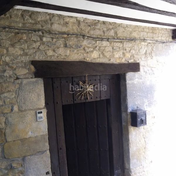 Foto 7e5f9d58-a37f-46b0-a5a9-42a65a40c549. Casa amb calefacció a Añana