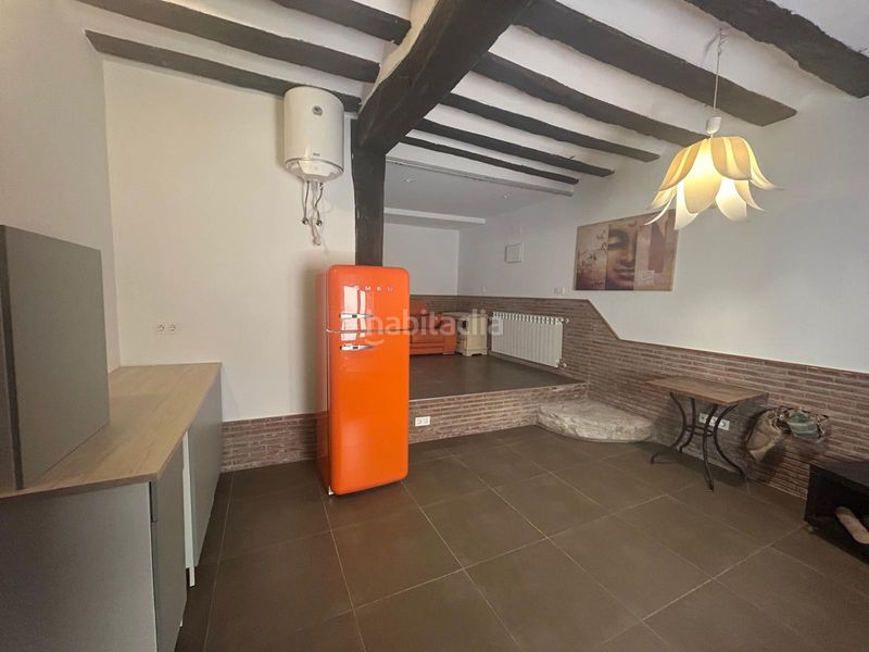 Foto d04d2b93-fff4-47ba-b35a-7b0264bbe819. Casa amb calefacció a Añana